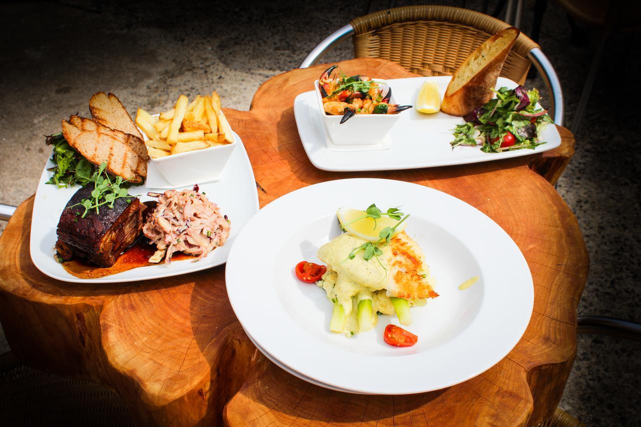 The Enniskerry Inn Ngoại thất bức ảnh
