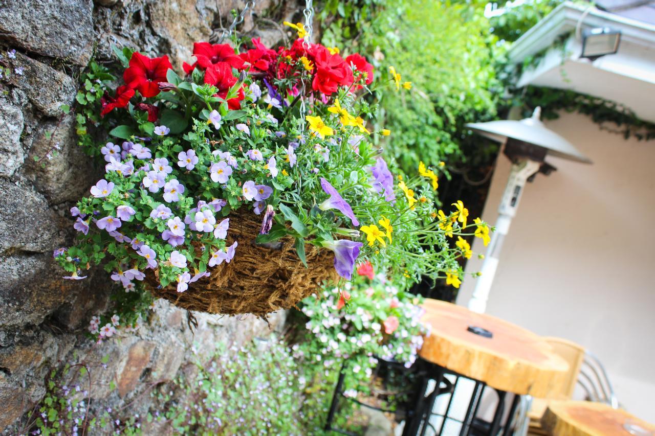 The Enniskerry Inn Ngoại thất bức ảnh